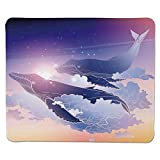 Tappetino per Mouse Whale, Whales Flying Cielo Notturno da Sogno con Nuvole Fantasia Magica Design Acquatico, Lilla Pesca Bordo Blu ...